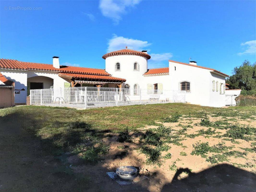 Maison à SAINT-FELIU-D&#039;AVALL