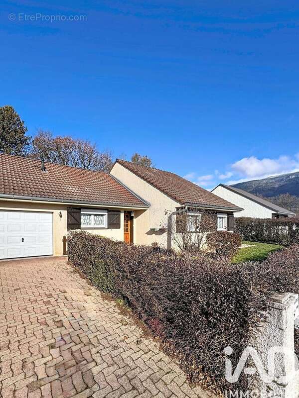 Photo 2 - Maison à BELLEGARDE-SUR-VALSERINE