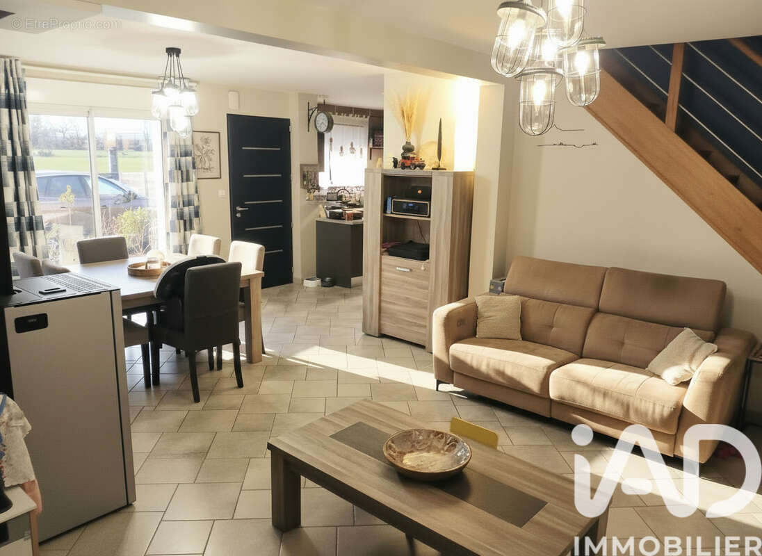Maison 118 m² à Hocquigny  - photo 6