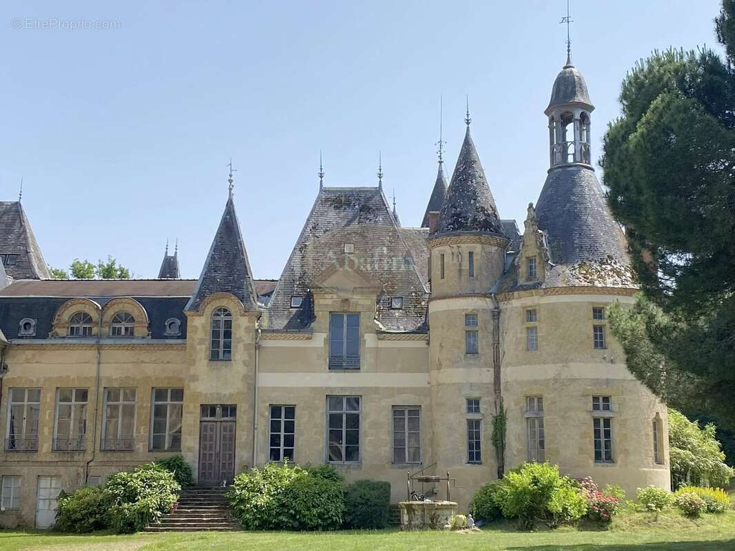 Maison à MIRANDE