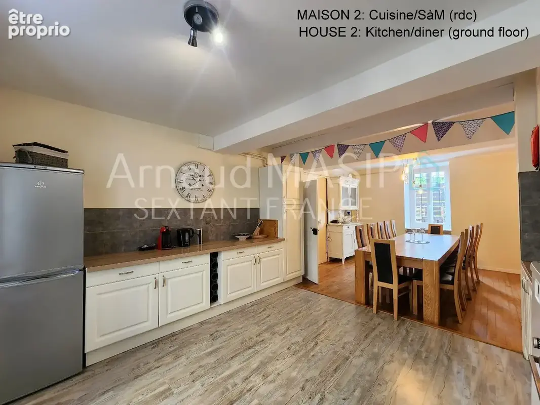 Imposant ensemble immobilier, 2 maisons attenantes, 8 chambres, grand jardin, piscine hors sol - photo 6