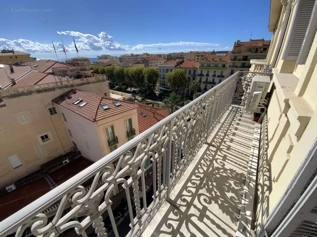 Appartement à MENTON