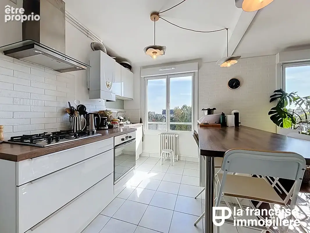 Rennes - La lumière et le dernier étage, avec garage ! - photo 4