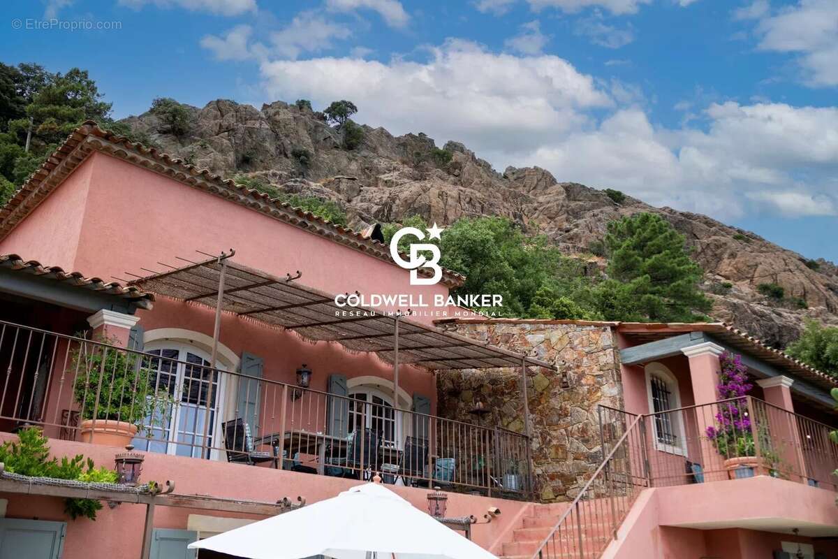 Confort, vue & authenticité et seulement 25 minutes de ST TROPEZ - photo 72