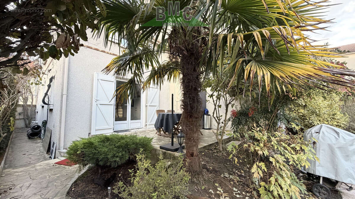 Maison à LE PLESSIS-BOUCHARD