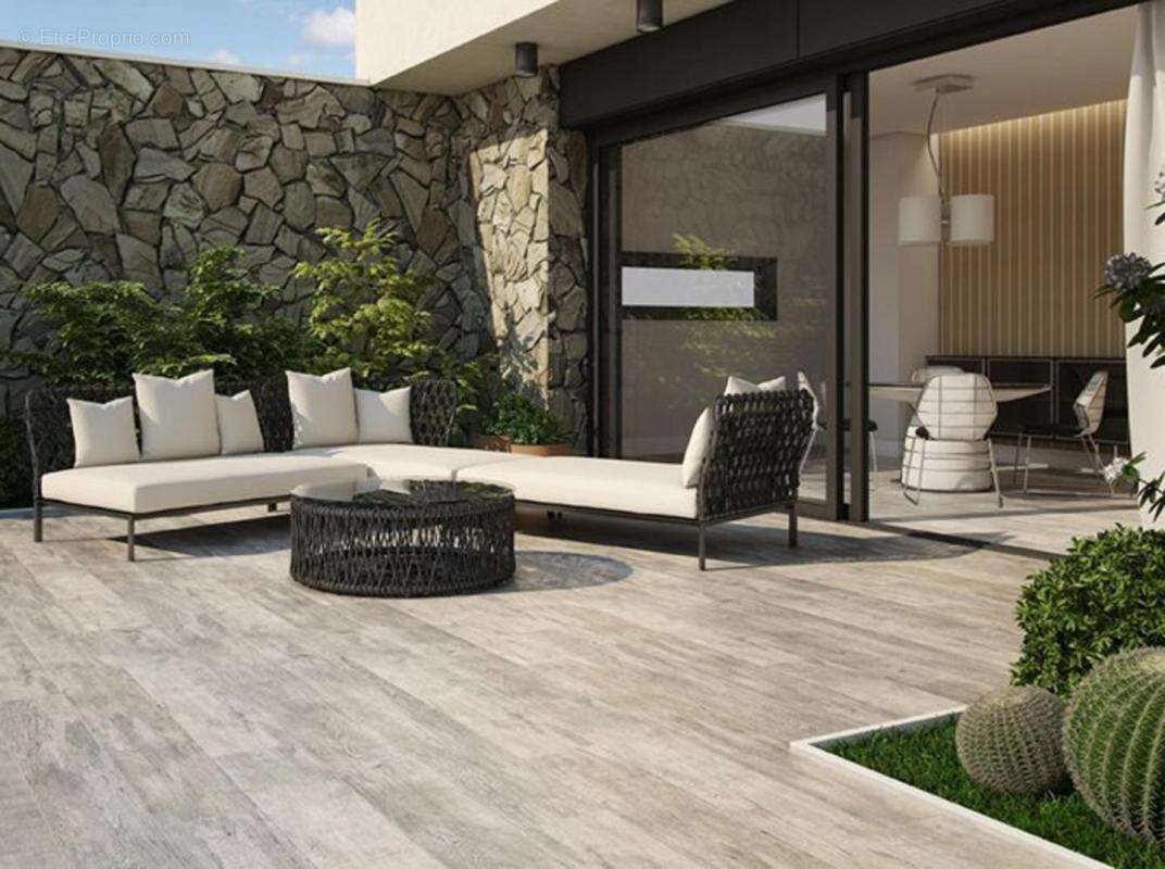 Appartement à VILLENEUVE-LA-GARENNE