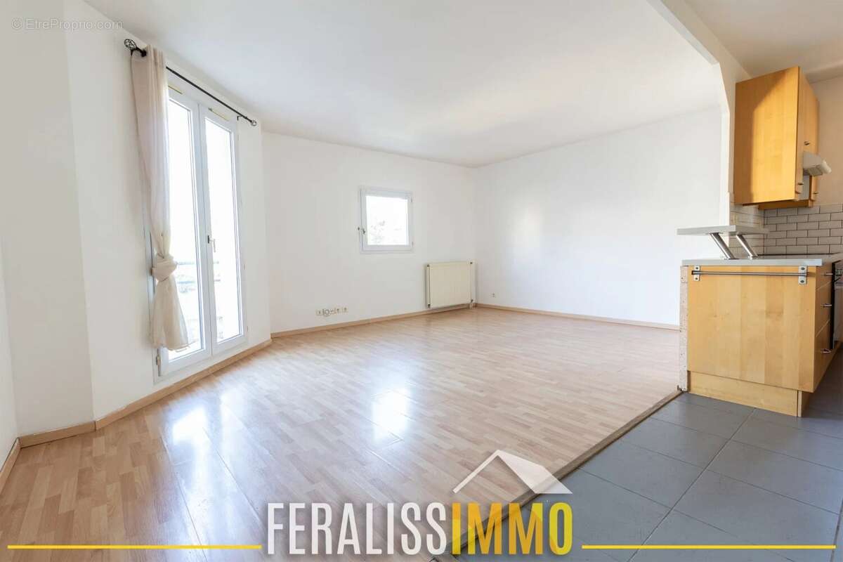 Appartement à JOUY-LE-MOUTIER