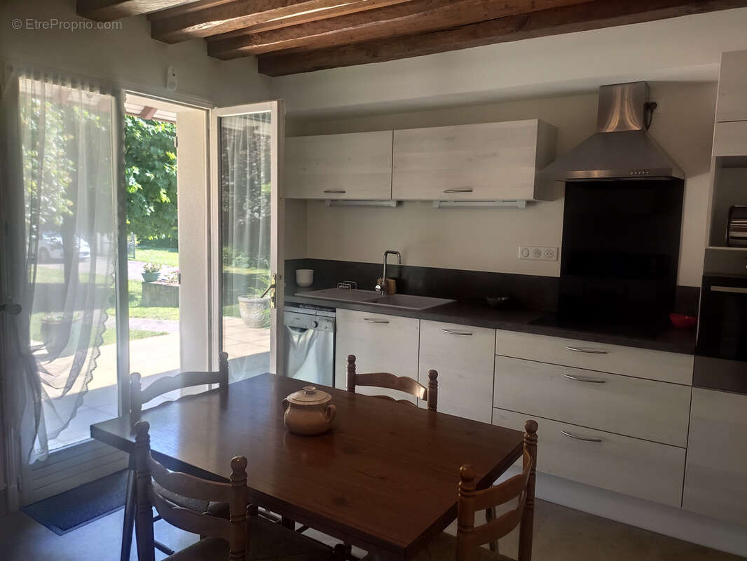 Maison à SAINT-DYE-SUR-LOIRE