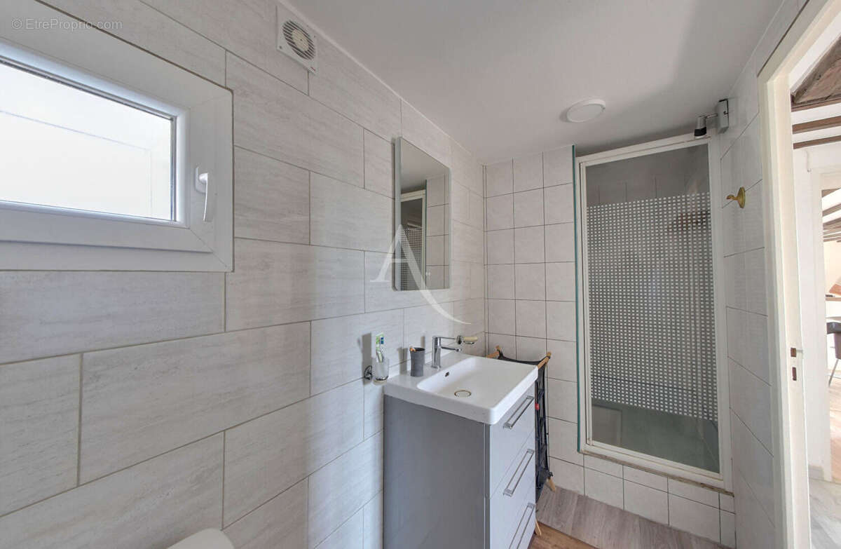 Appartement à CHEVRY-COSSIGNY