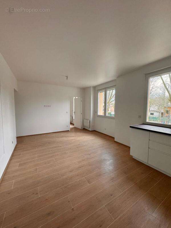 Appartement à AUBERVILLIERS