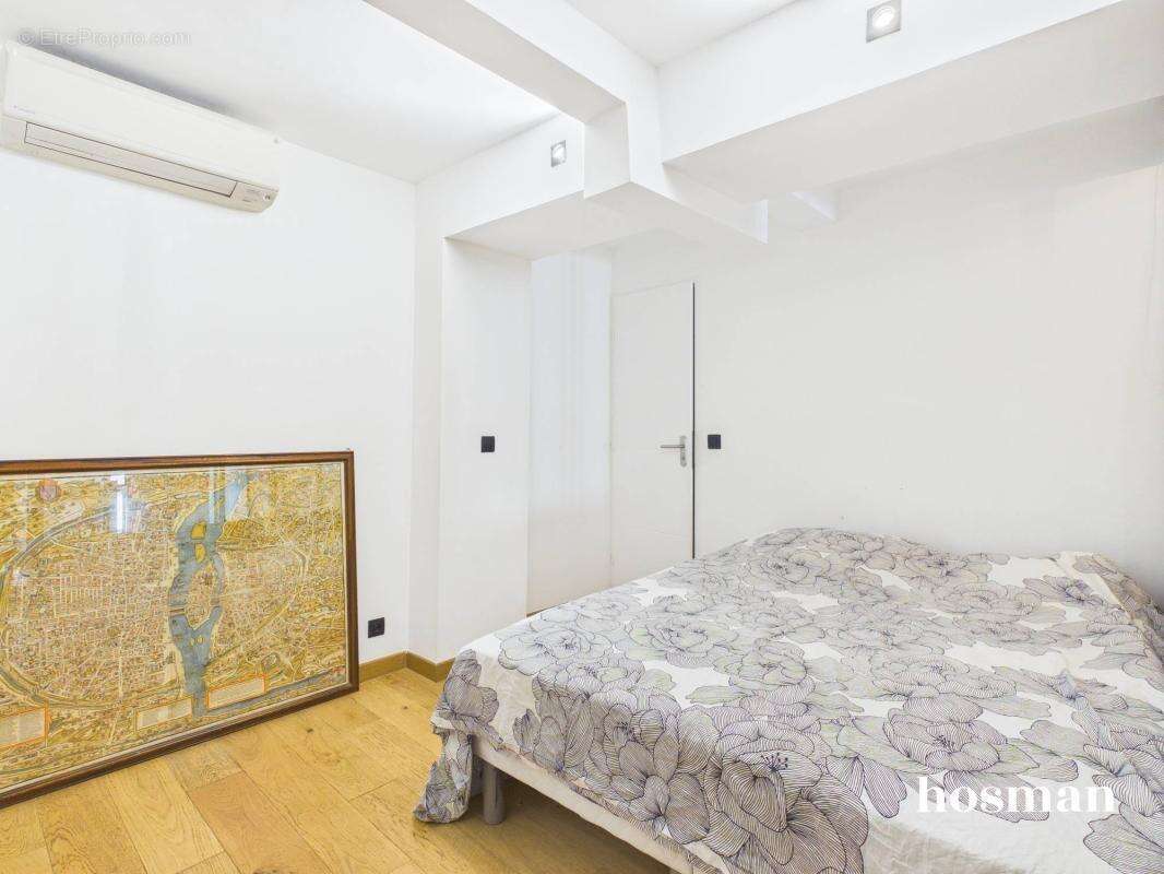Appartement à PARIS-3E