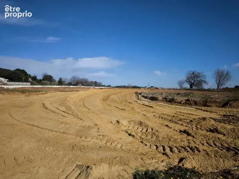 Photo Terrain à Espondeilhan au prix de 98 000€