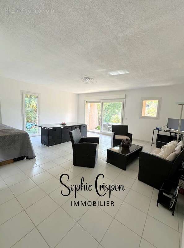 Maison à LES ADRETS-DE-L&#039;ESTEREL