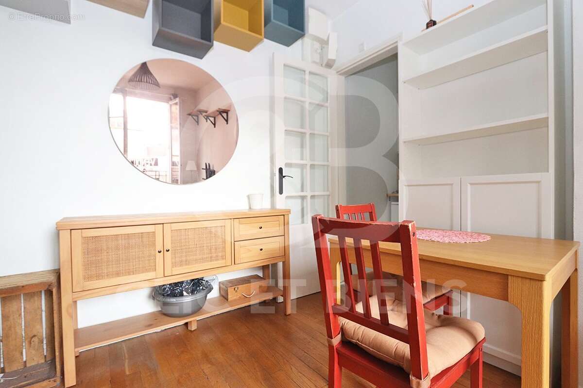 Appartement 27 m² à Viroflay  - photo 2