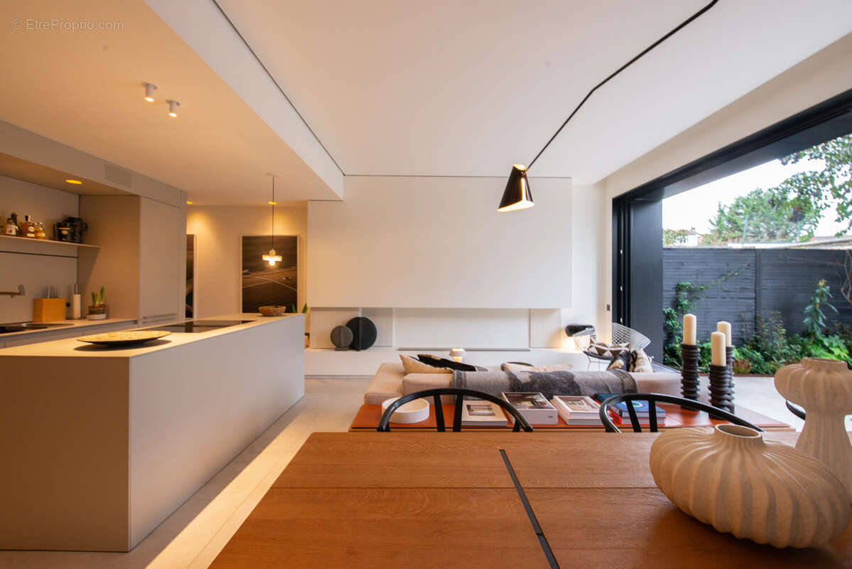 Appartement à BORDEAUX