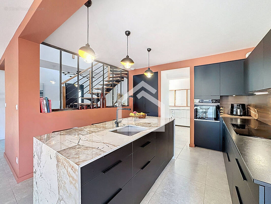 Maison à SAINT-MEDARD-EN-JALLES