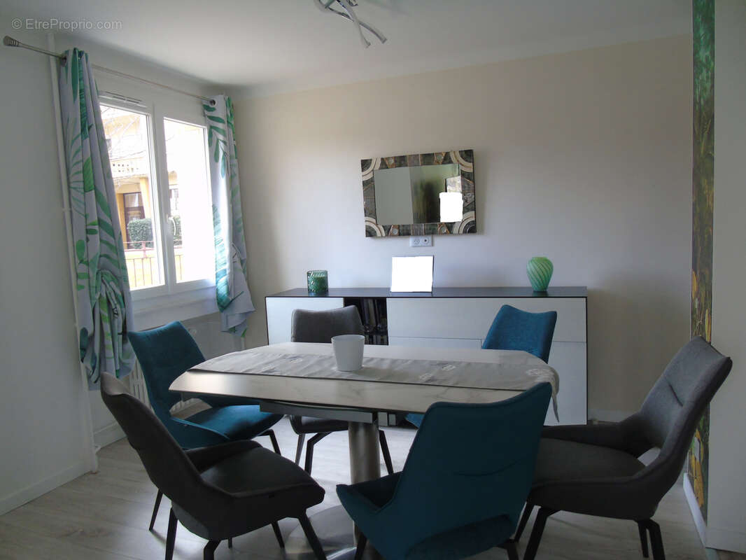 Appartement à SAINT-ETIENNE