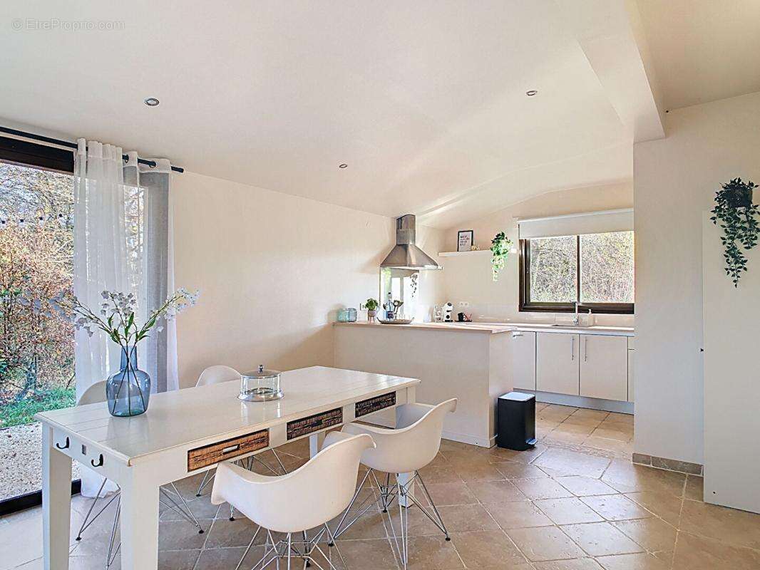 Maison à CASTELNAUD-LA-CHAPELLE