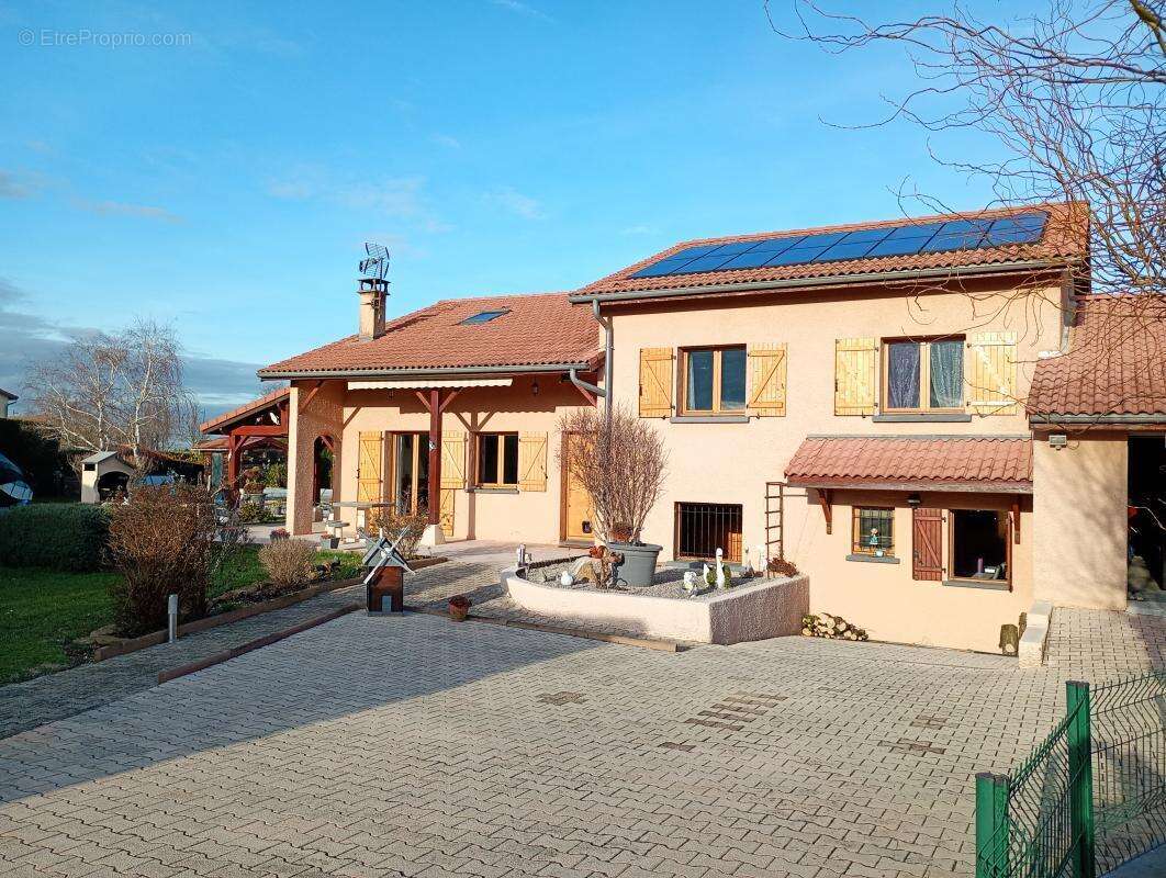 Maison à MIONS