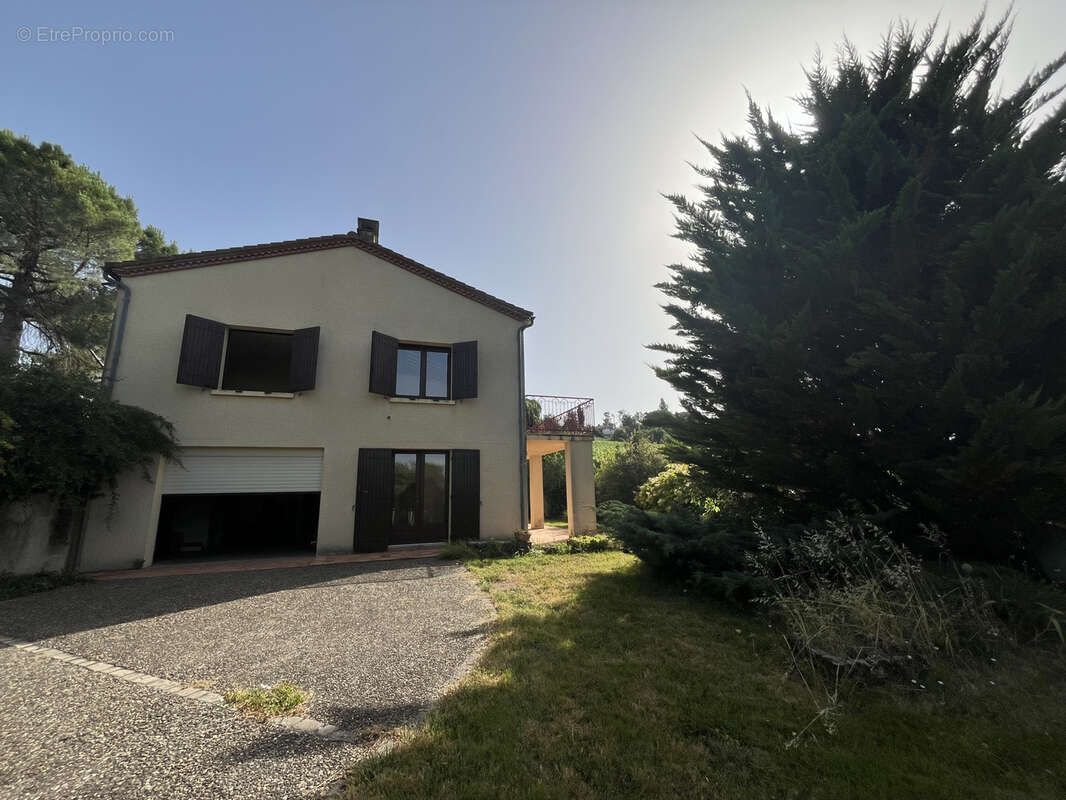 Maison de 140 m2 avec terrasse, balcon et jardin 1300 M2 - photo 20