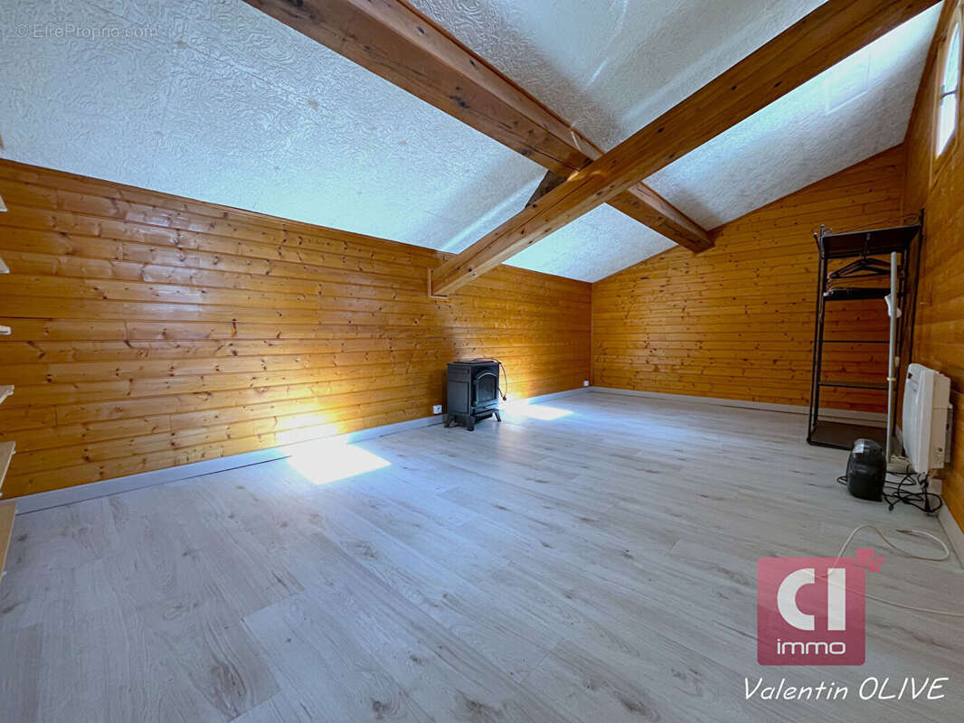 Maison La Roquebrussanne 5 pièces 144 m2 - Piscine et Garage - photo 11