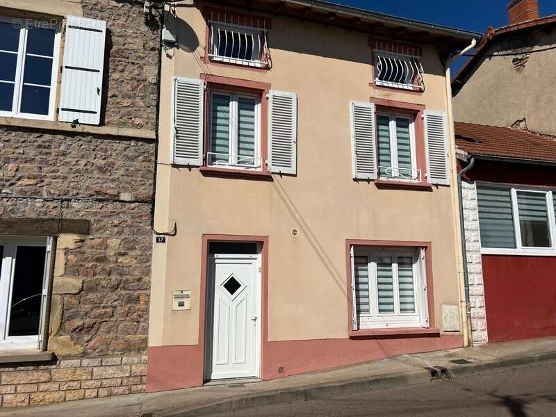 Maison à CHAUFFAILLES