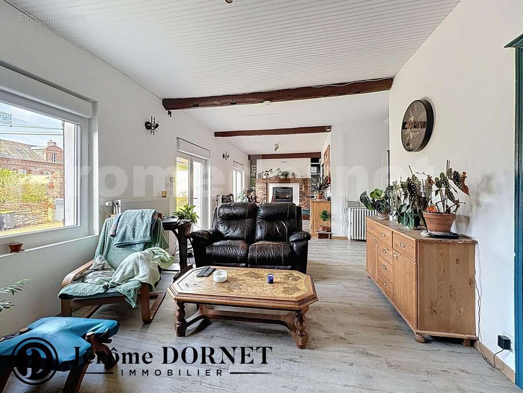 agni_00002 - Maison à GRANDVILLIERS