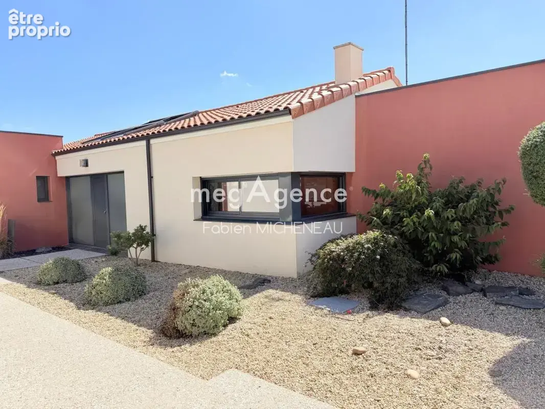 Maison plain pied - La Séguinière - 125 m2 - photo 3