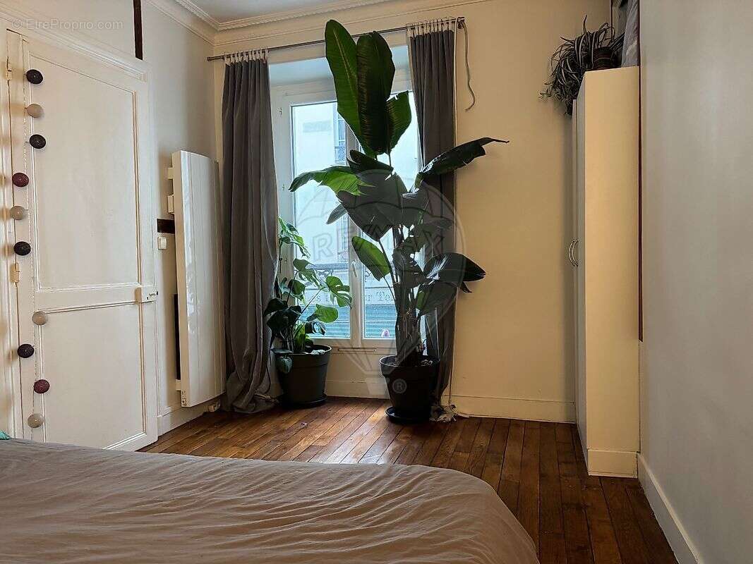 Appartement à PARIS-11E