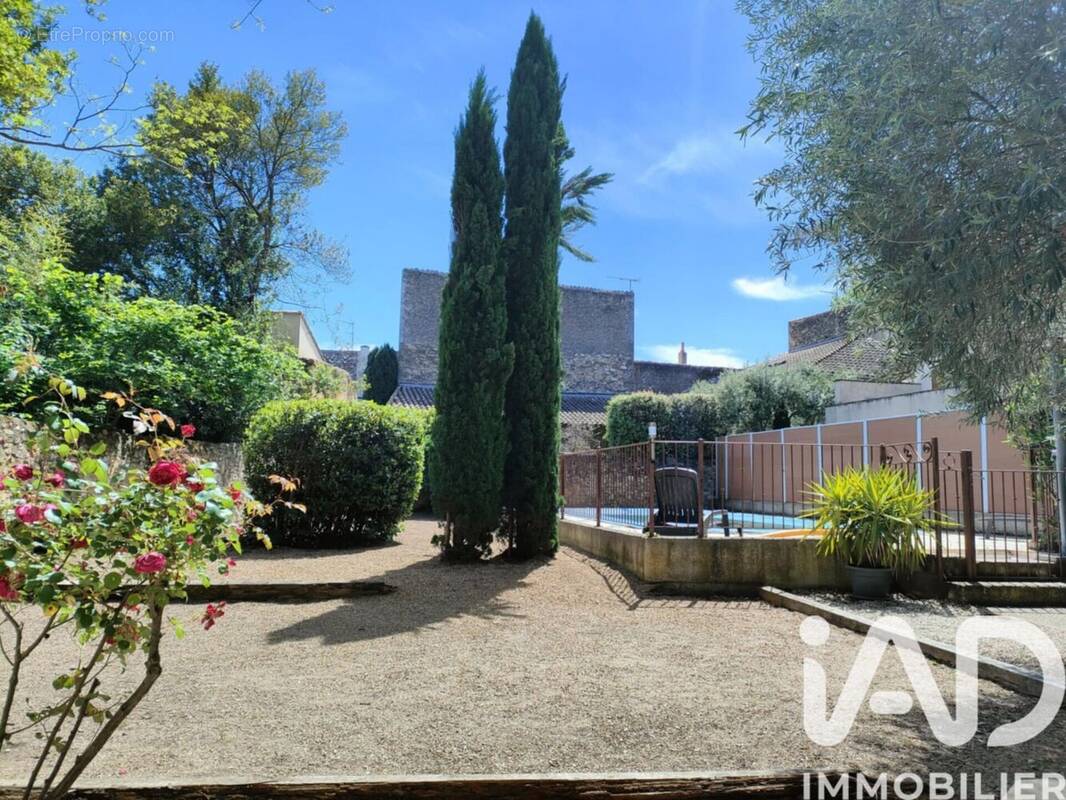 Photo 1 - Appartement à ROQUEMAURE