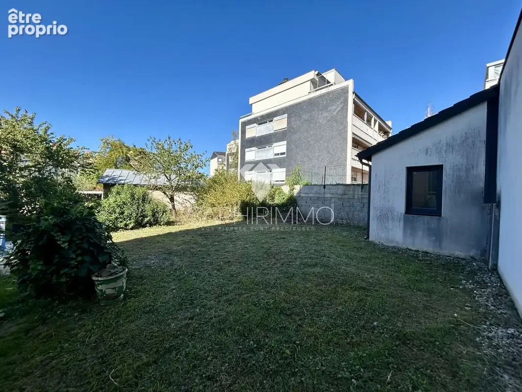 Appartement - 98,58 m2 - 4 pièces - centre-ville de Brive - photo 13