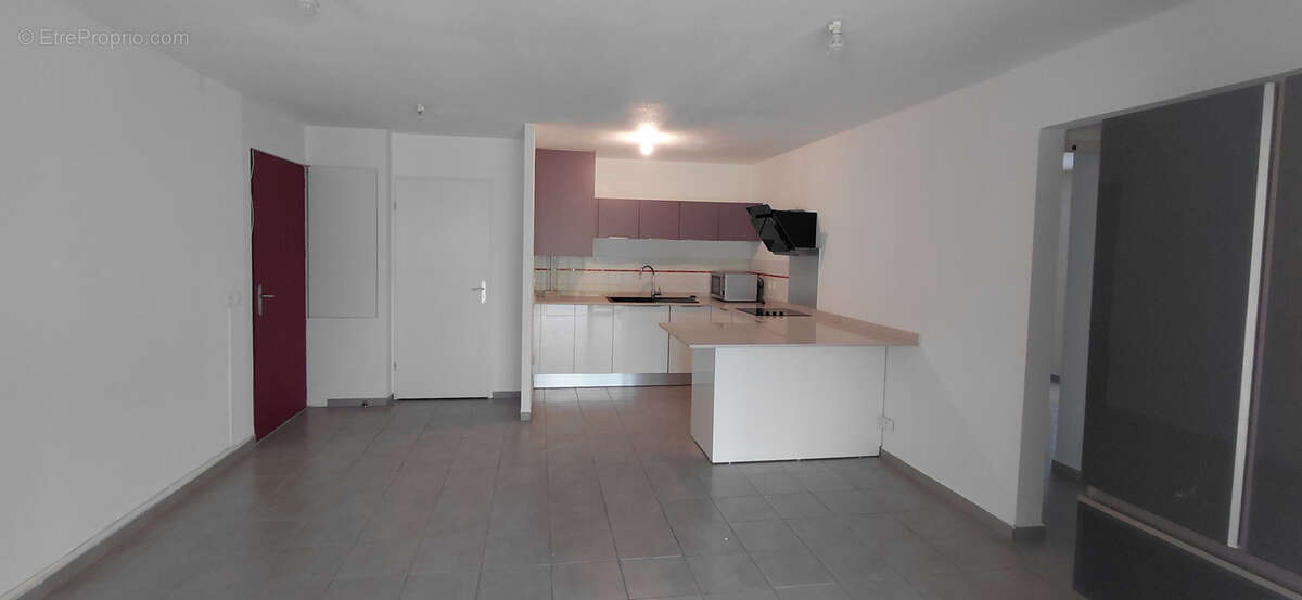 Appartement à PETIT-BOURG