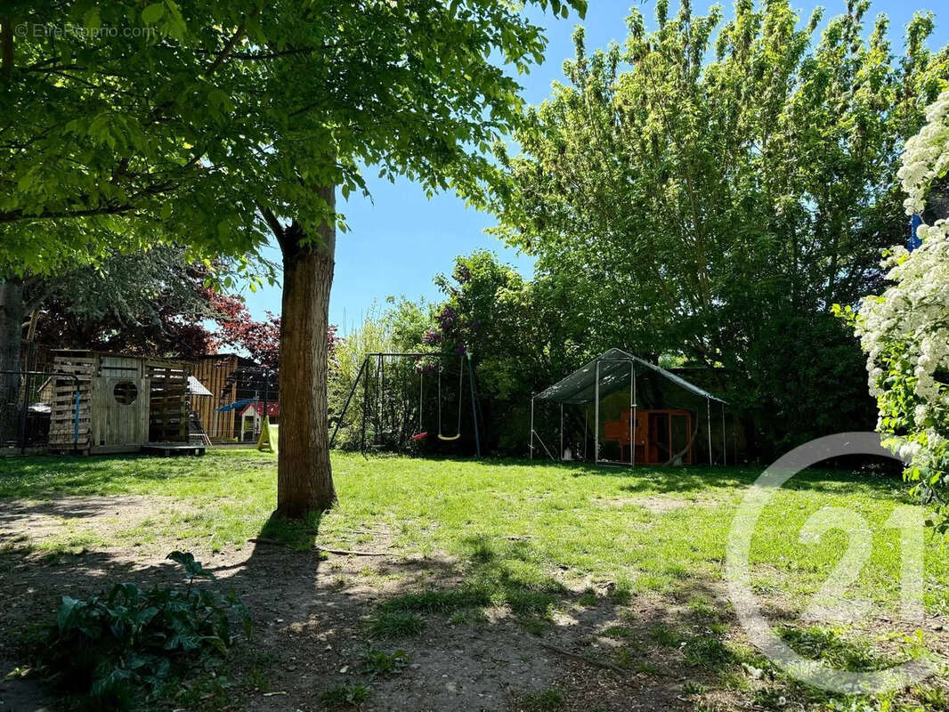 Maison à SOREL-MOUSSEL