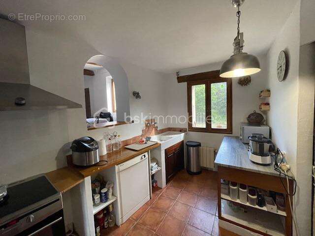 Montlaux-ferme de 145m² environ, 4 chambres, hangar de 80m², plus de 15 hectares de terrain - photo 10