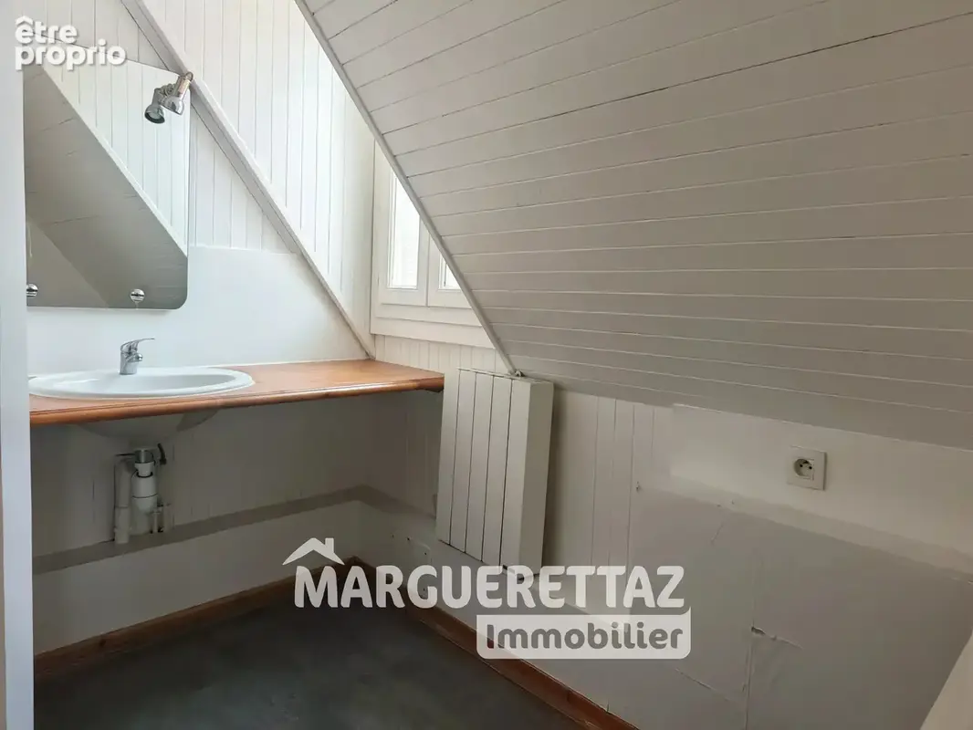 Appartement T2 de 27,4 m² Loi Carrez + 10,9 m² utiles – 4ème étage – Taninges - photo 8