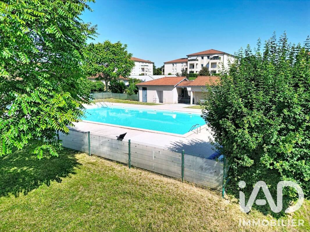 Photo 1 - Appartement à L'ISLE-D'ABEAU