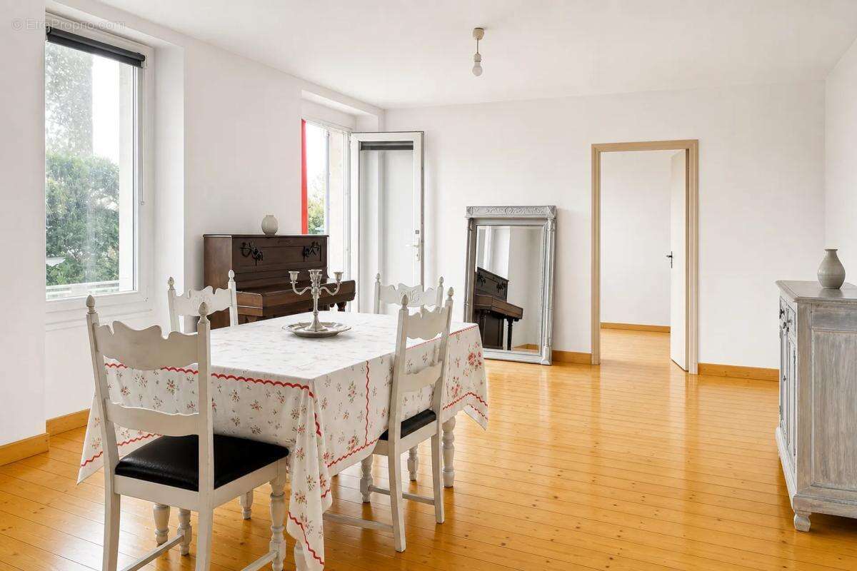 Maison de maître de 222m² à Pergain-Taillac - photo 40