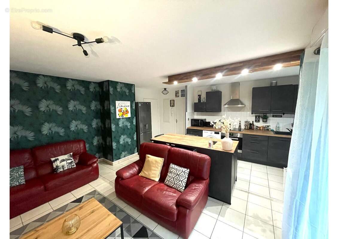 Appartement à DEVILLE-LES-ROUEN