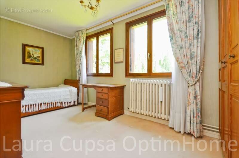 Appartement à FRESNES