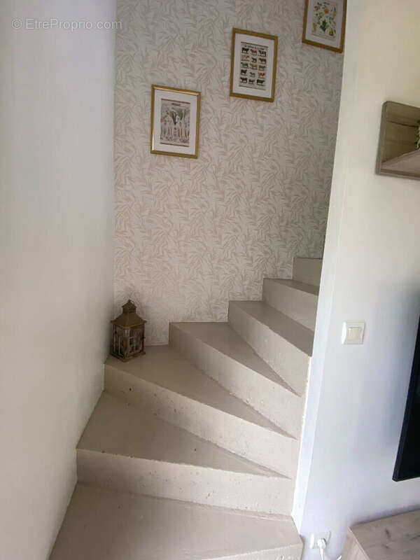 Maison à CONDE-SUR-HUISNE