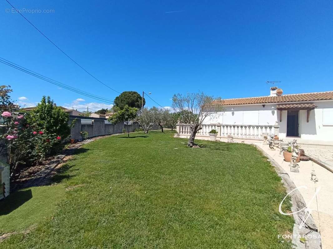 Maison à LE MUY