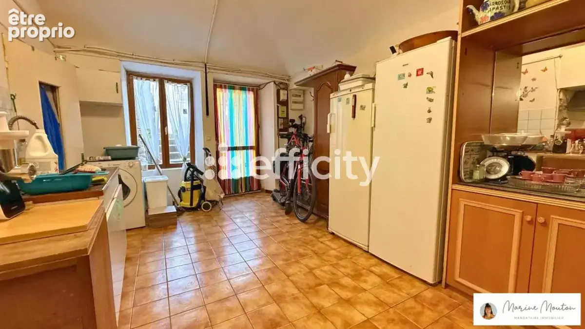 Maison 8 pièces 147 m² à vendre à Saint-Julien-En-Saint-Alban (07000) - photo 4