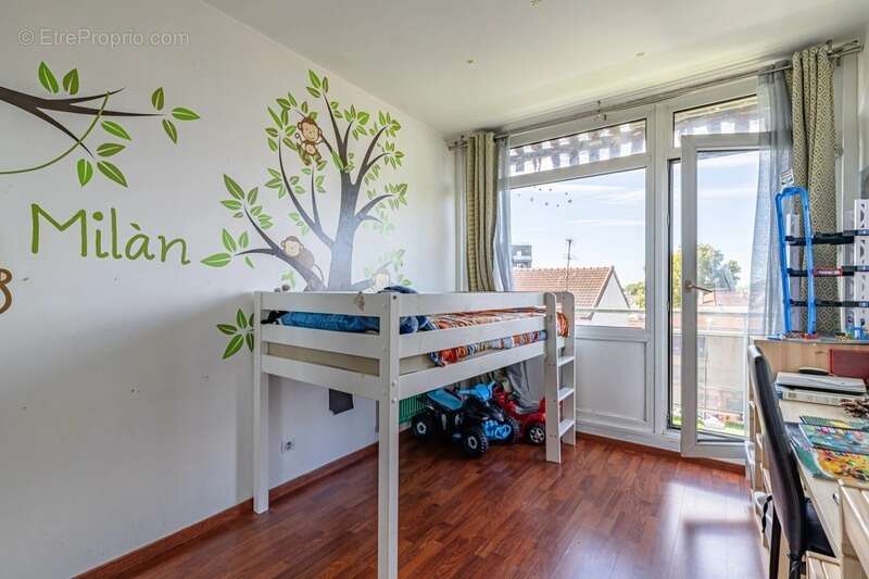 Appartement à LIVRY-GARGAN