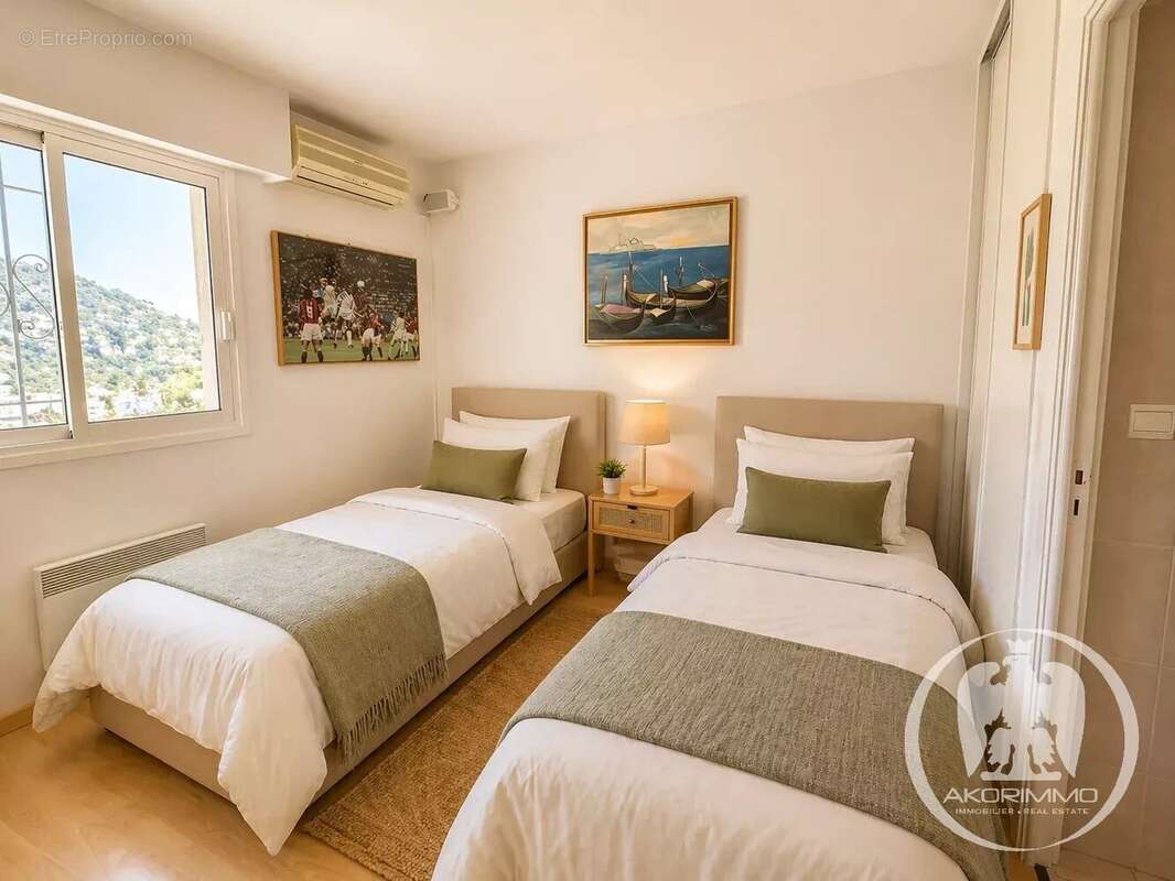 Appartement à EZE
