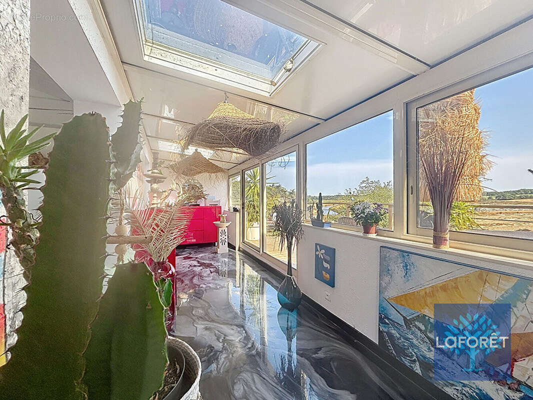 Maison de charme avec vue panoramique sur les marais ? Un véritable havre de paix à L'Île-d'Olonne - photo 4