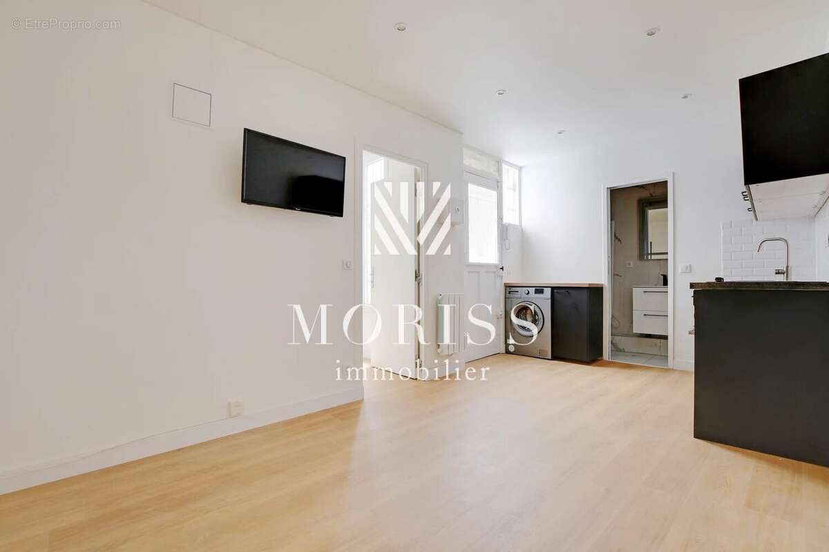 Appartement à PARIS-17E