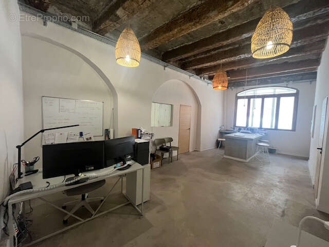 Commerce à LA SEYNE-SUR-MER