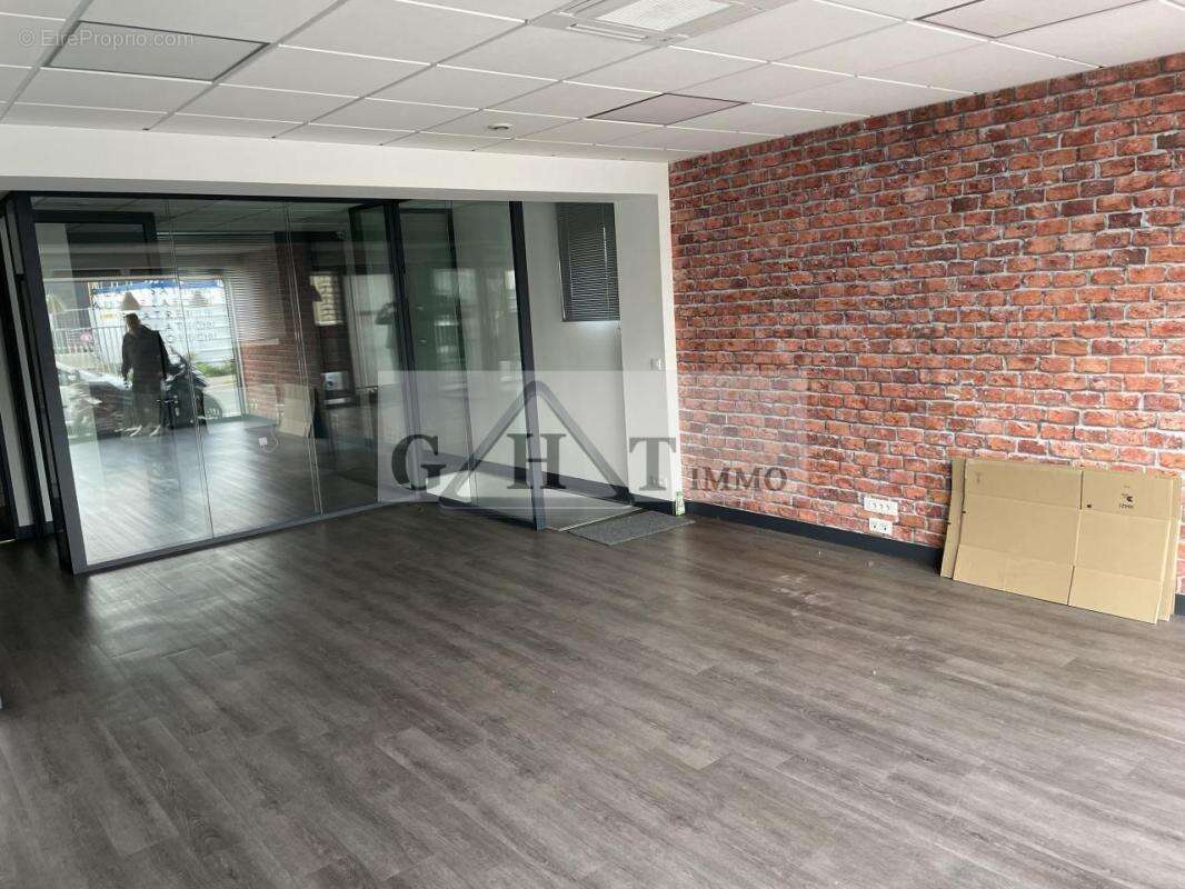 Commerce à MITRY-MORY