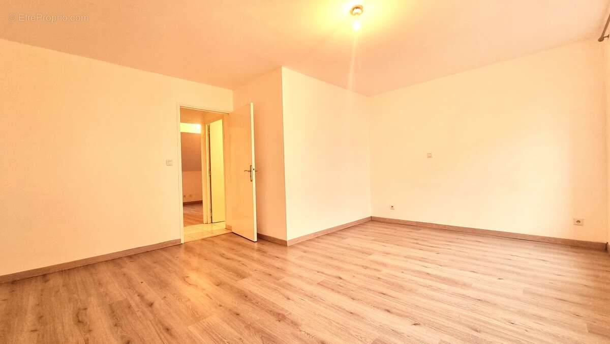 Maison à CHARLEVILLE-MEZIERES