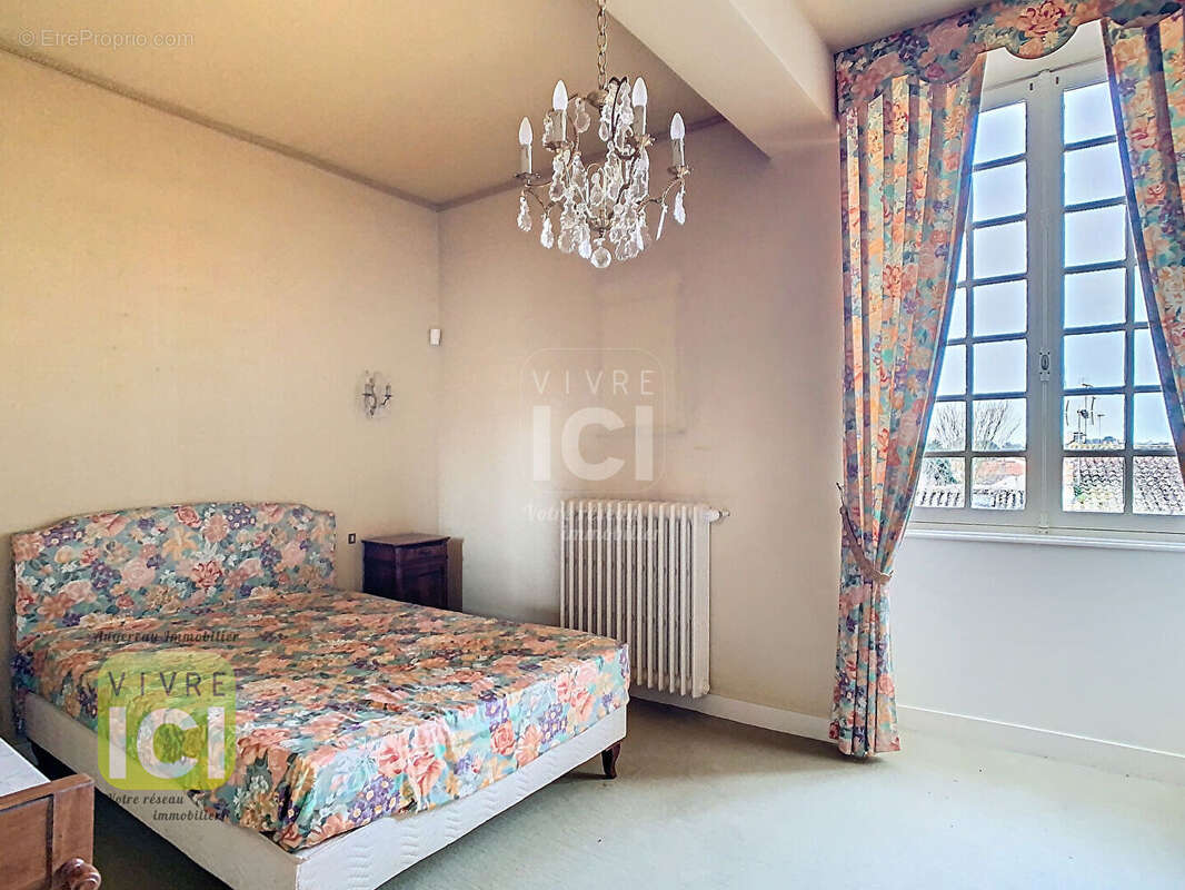 Maison à MORTAGNE-SUR-SEVRE